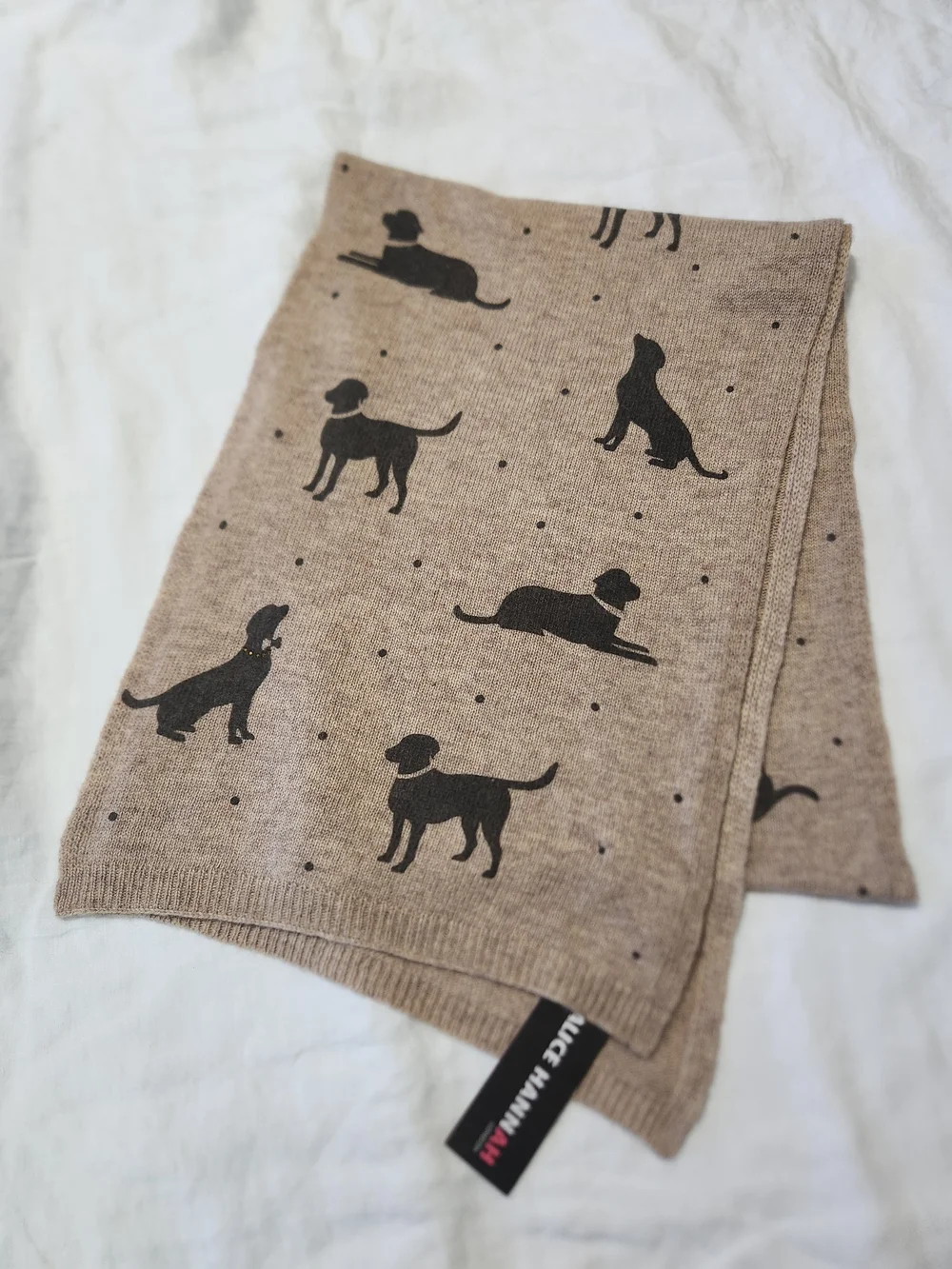 Alice Hannah London Labrador Dog Print Reversible Scarf In Taupe/Beige NWT 80x14